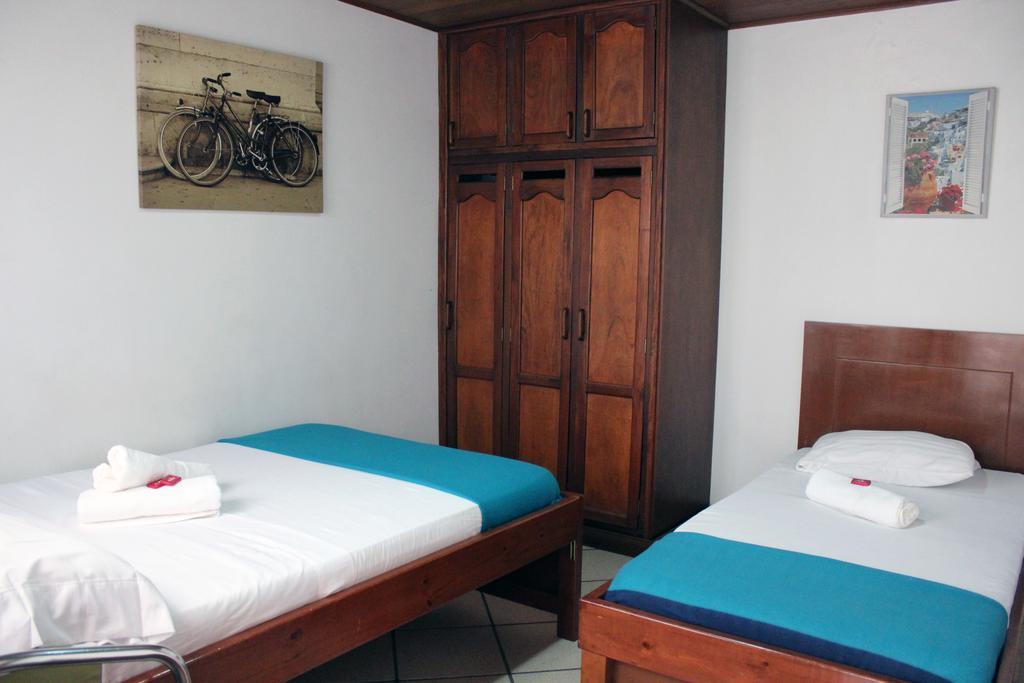 Pasadena Hostel Cali Ruang foto