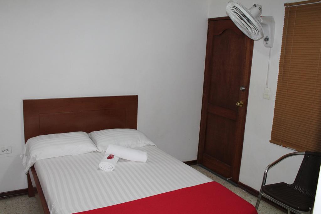 Pasadena Hostel Cali Ruang foto